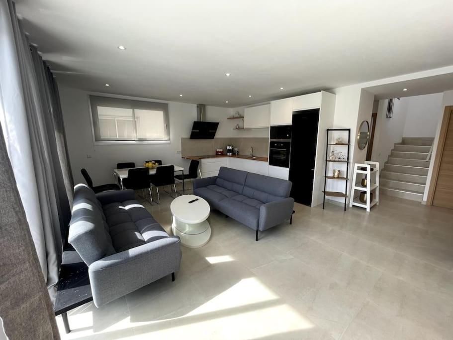 Belle Villa Contemporaine Piscine Privee Empuriabrava Exteriör bild
